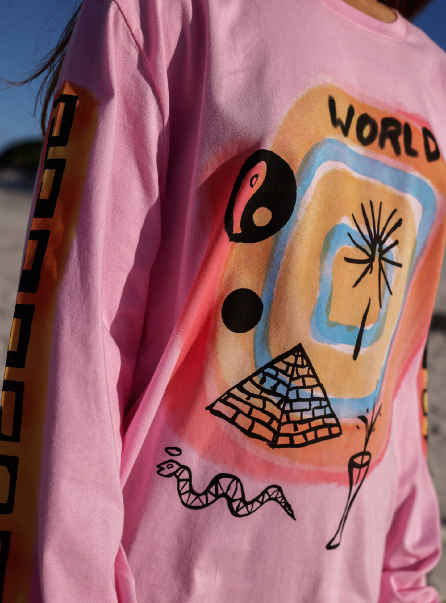COSMIC WORLD LS TEE