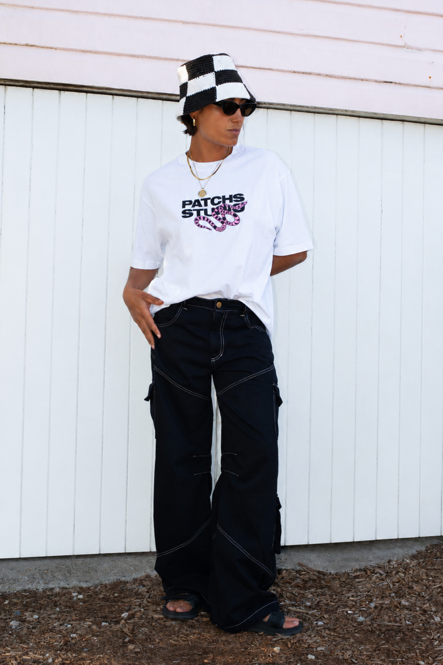 BLACK CARGO PANTS